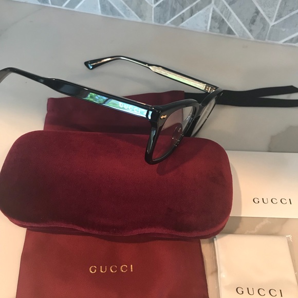 Gucci Eye Glasses - Picture 8 of 8